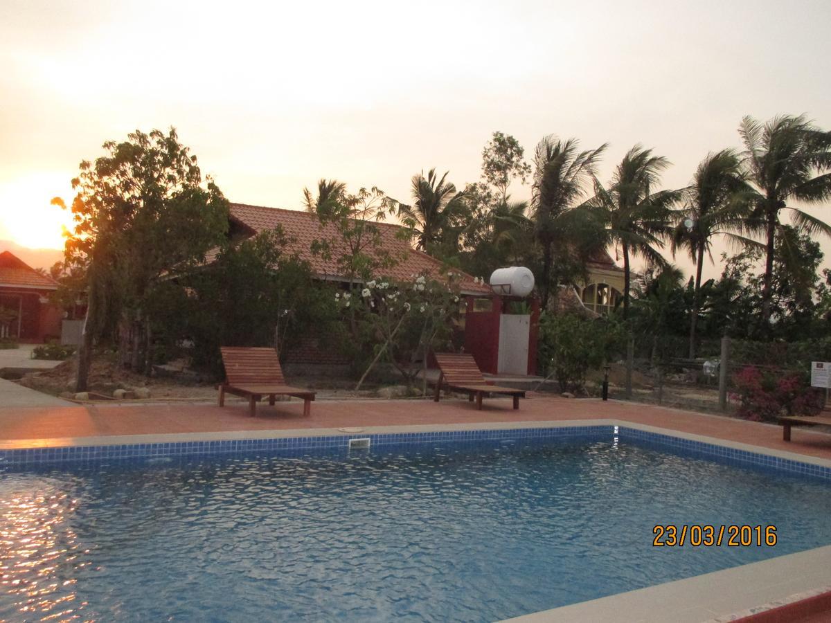 Phoumrumduol Bungalow Kampot Esterno foto